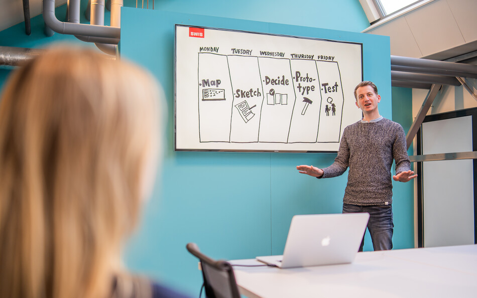 Onno geeft workshop