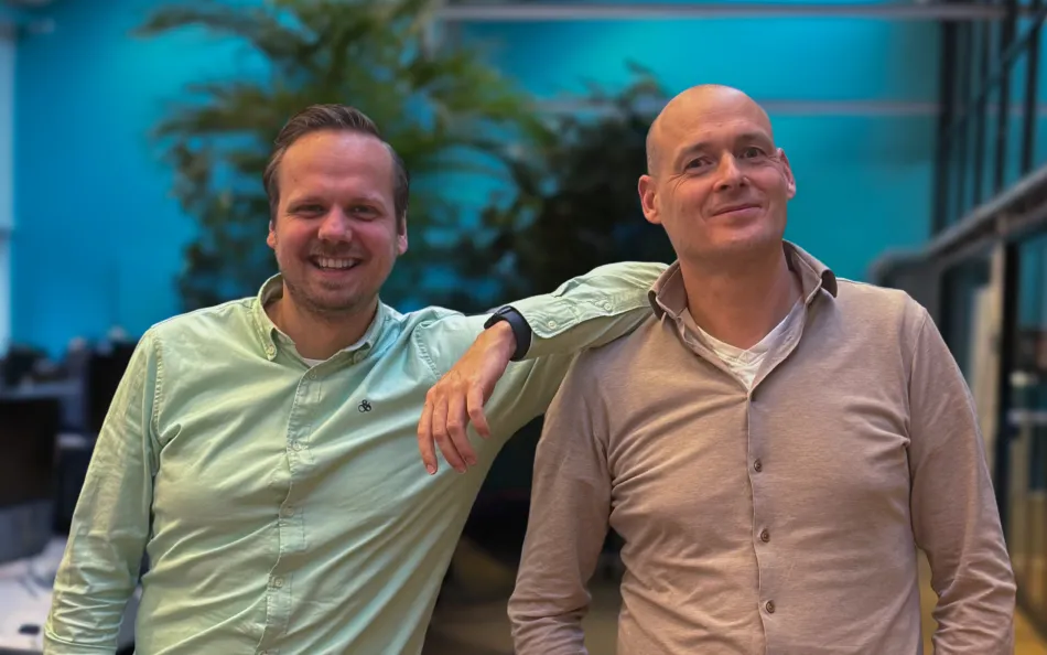 Matthias Snoei en Bing van Moorsel in het kantoor van Digital Agency SWIS in Leiden
