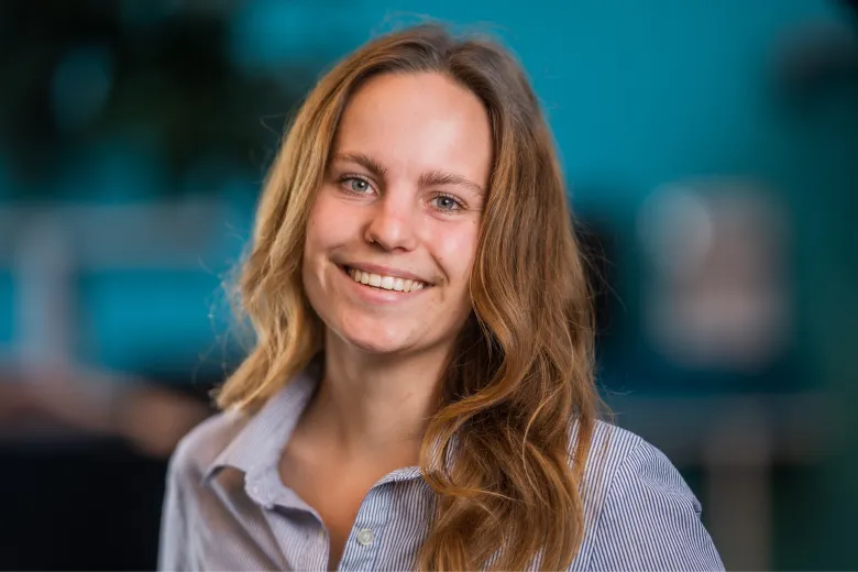 Lotte de Vroomen - UX designer @ SWIS