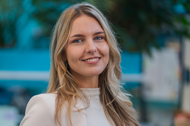 Charlotte Prins Marketing en Design Specialist @ SWIS